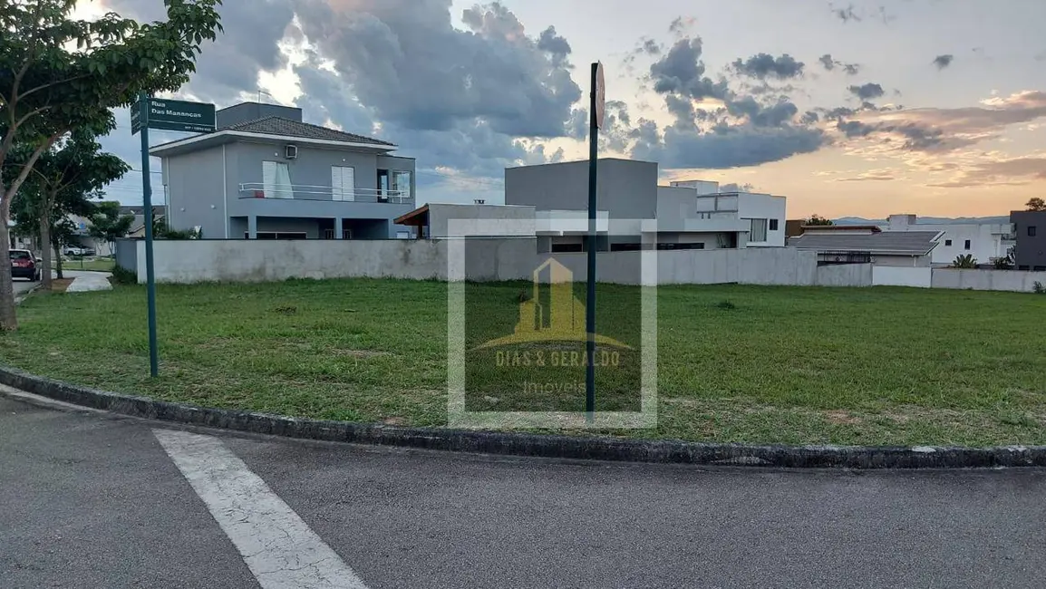 Terreno / Lote à venda, 453m2 em Cacapava - SP - imagem 3 Foto 3 de Terreno / Lote à venda, 453m2 em Cacapava - SP