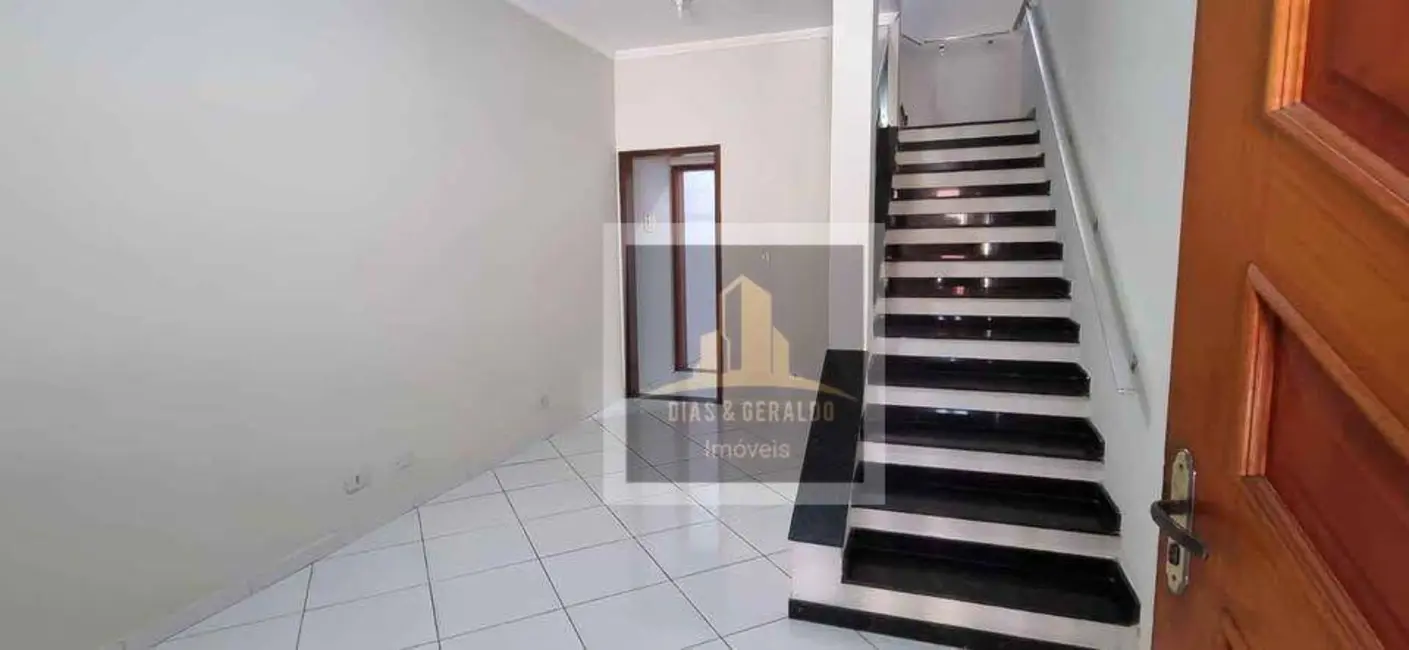 Foto 3 de Sobrado com 4 quartos à venda, 125m2 em Sao Jose Dos Campos - SP