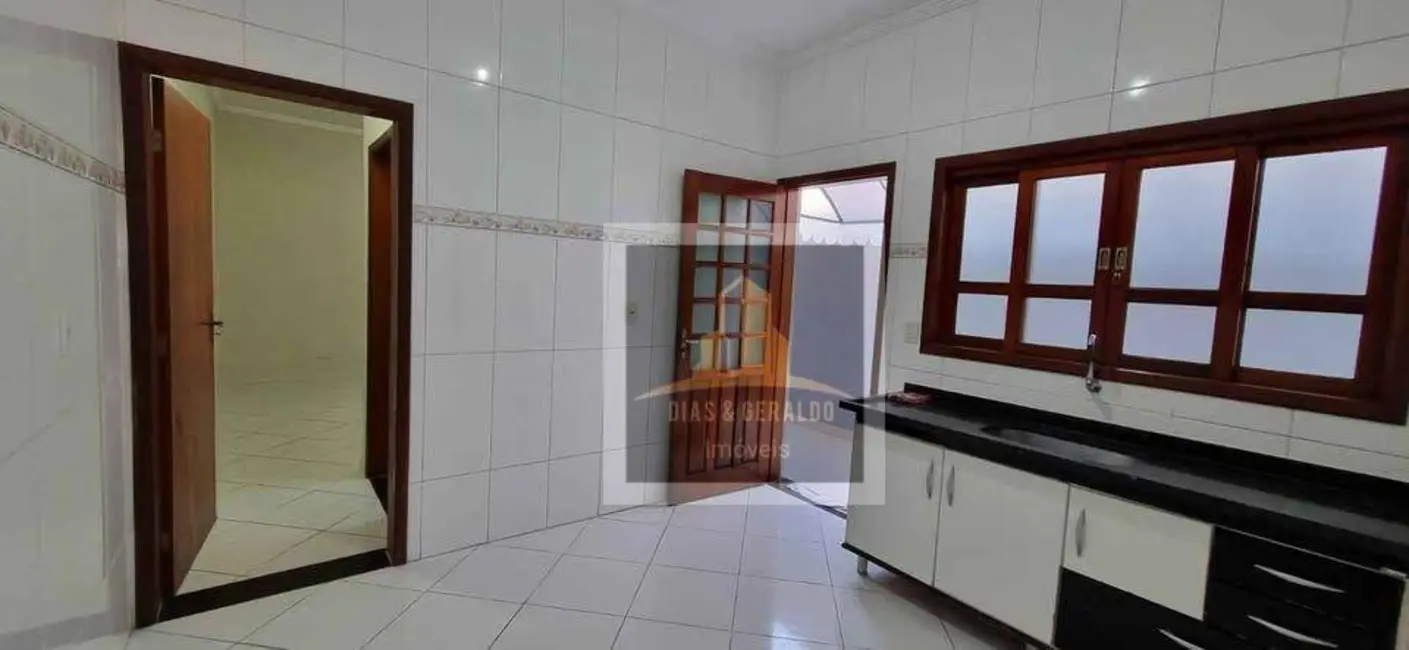 Foto 5 de Sobrado com 4 quartos à venda, 125m2 em Sao Jose Dos Campos - SP