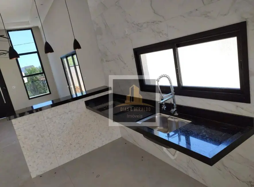 Foto 4 de Casa de Condomínio com 3 quartos à venda, 252m2 em Caçapava Velha, Cacapava - SP