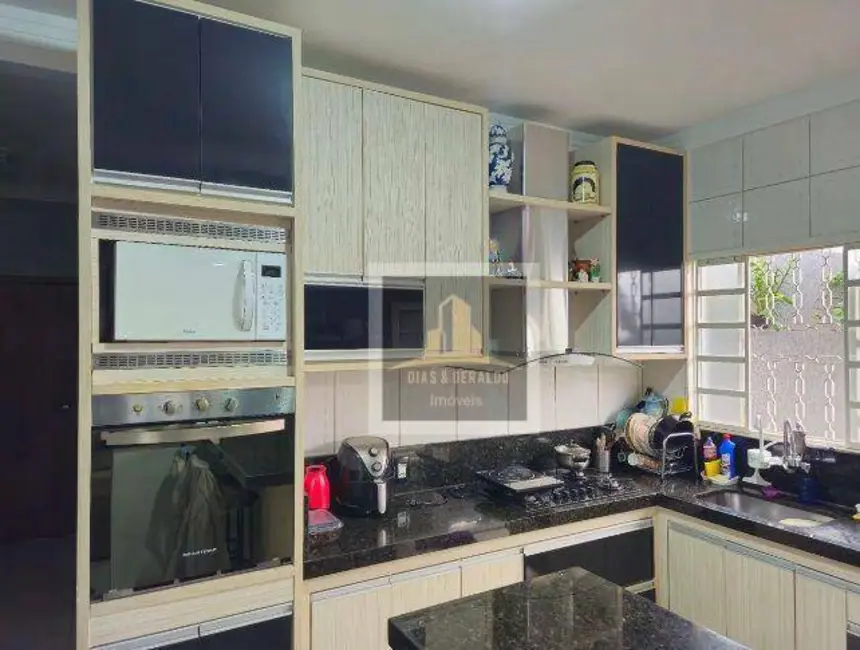 Foto 6 de Casa com 2 quartos à venda, 144m2 em Sao Jose Dos Campos - SP