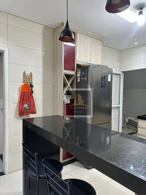 Foto 6 de Casa com 3 quartos à venda, 136m2 em Sao Jose Dos Campos - SP
