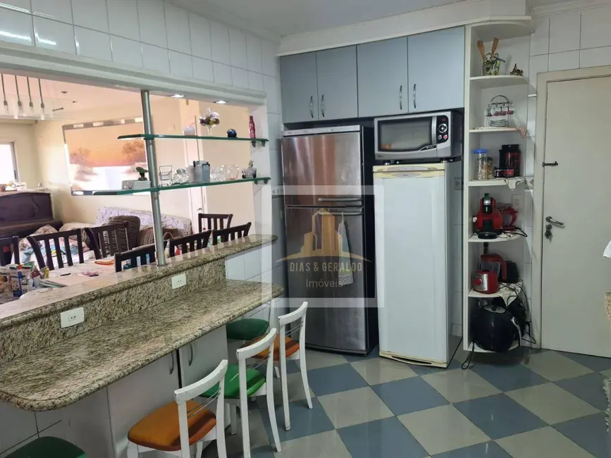 Apartamento com 4 quartos à venda, 120m2 em Sao Jose Dos Campos - SP - imagem 8 Foto 8 de Apartamento com 4 quartos à venda, 120m2 em Sao Jose Dos Campos - SP