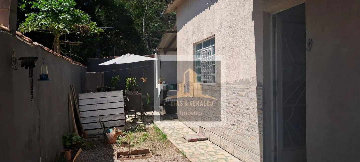 Foto 8 de Casa com 2 quartos à venda, 209m2 em Jardim Santo Antônio da Boa Vista, Jacarei - SP