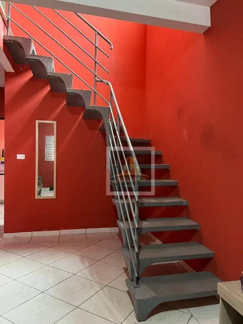 Foto 7 de Sobrado com 3 quartos à venda, 250m2 em Sao Jose Dos Campos - SP