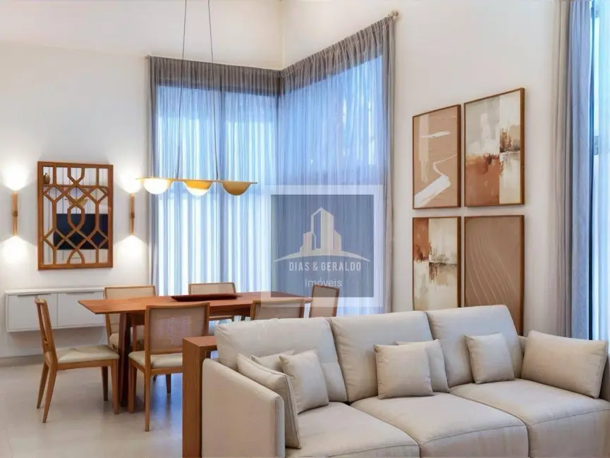 Foto 3 de Casa de Condomínio com 3 quartos à venda, 250m2 em Parque Residencial Maria Elmira, Cacapava - SP