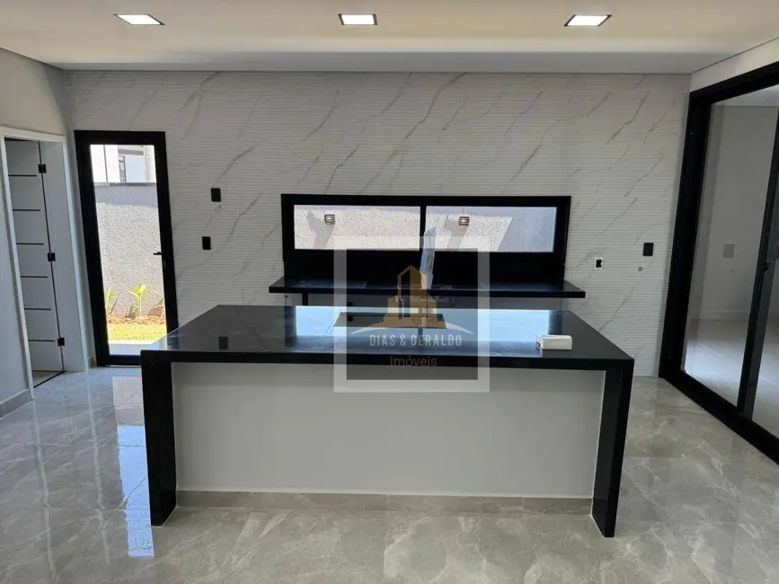 Casa de Condomínio com 3 quartos à venda, 270m2 em Sao Jose Dos Campos - SP - imagem 7 Foto 7 de Casa de Condomínio com 3 quartos à venda, 270m2 em Sao Jose Dos Campos - SP