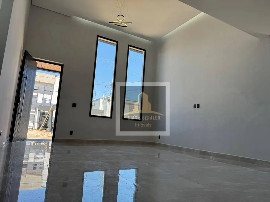 Casa de Condomínio com 3 quartos à venda, 270m2 em Sao Jose Dos Campos - SP - imagem 3 Foto 3 de Casa de Condomínio com 3 quartos à venda, 270m2 em Sao Jose Dos Campos - SP