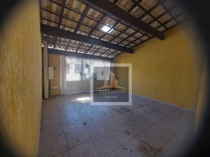 Foto 2 de Casa com 2 quartos à venda, 125m2 em Vila Medeiros, Cacapava - SP