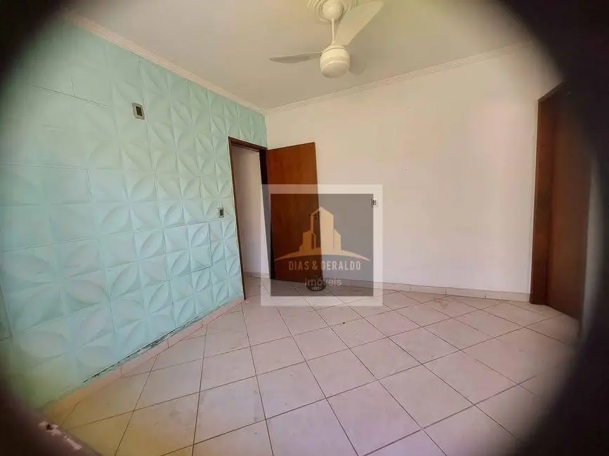 Foto 6 de Casa com 2 quartos à venda, 125m2 em Vila Medeiros, Cacapava - SP