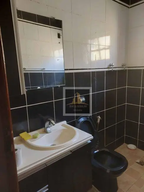 Foto 5 de Casa com 2 quartos à venda, 125m2 em Vila Medeiros, Cacapava - SP