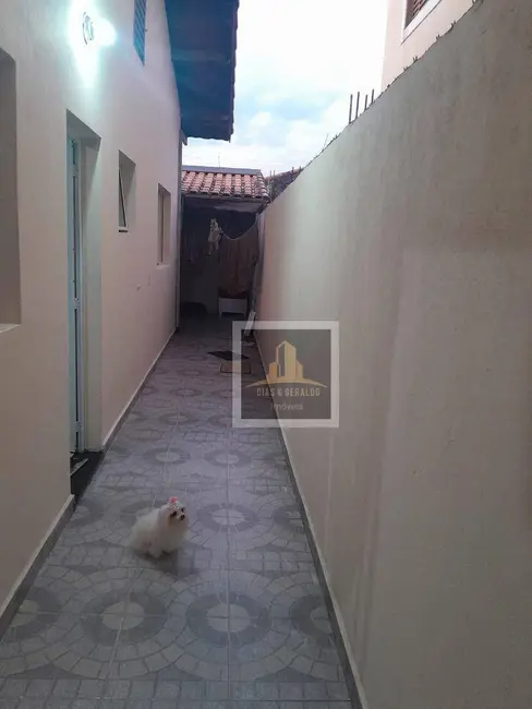 Casa com 2 quartos à venda, 125m2 em Sao Jose Dos Campos - SP - imagem 3 Foto 3 de Casa com 2 quartos à venda, 125m2 em Sao Jose Dos Campos - SP