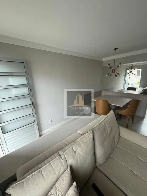 Foto 3 de Sobrado com 2 quartos à venda, 104m2 em Sao Jose Dos Campos - SP