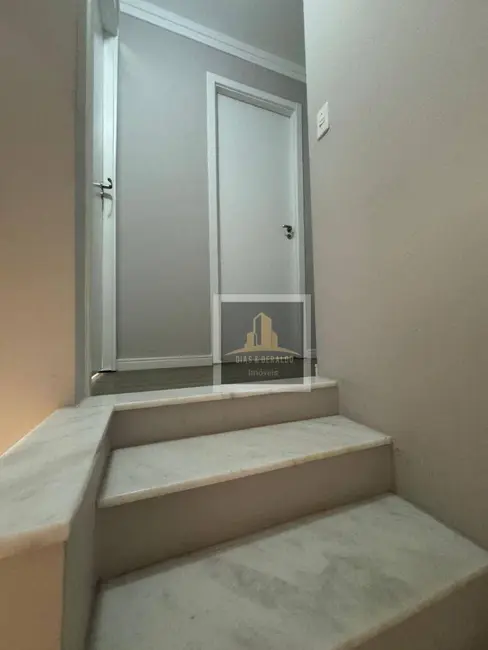 Foto 9 de Sobrado com 2 quartos à venda, 104m2 em Sao Jose Dos Campos - SP