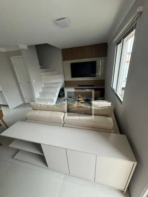 Foto 5 de Sobrado com 2 quartos à venda, 104m2 em Sao Jose Dos Campos - SP