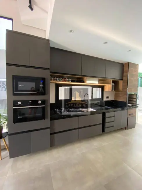 Foto 7 de Casa de Condomínio com 3 quartos à venda, 250m2 em Parque Residencial Maria Elmira, Cacapava - SP