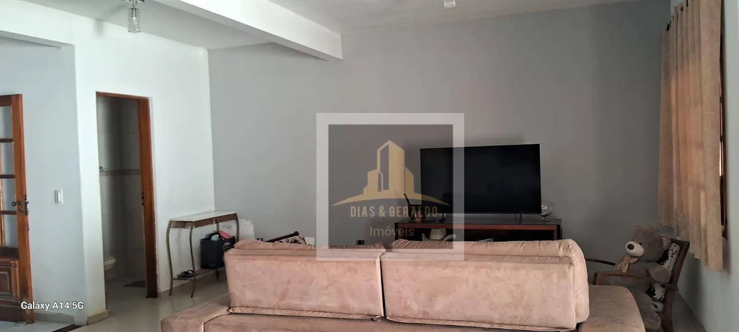 Foto 4 de Sobrado com 3 quartos à venda, 140m2 em Residencial Santa Paula, Jacarei - SP