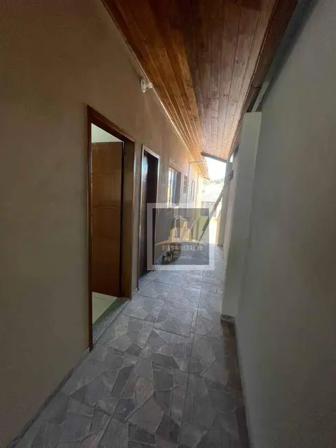 Foto 2 de Casa com 2 quartos à venda, 125m2 em Sao Jose Dos Campos - SP