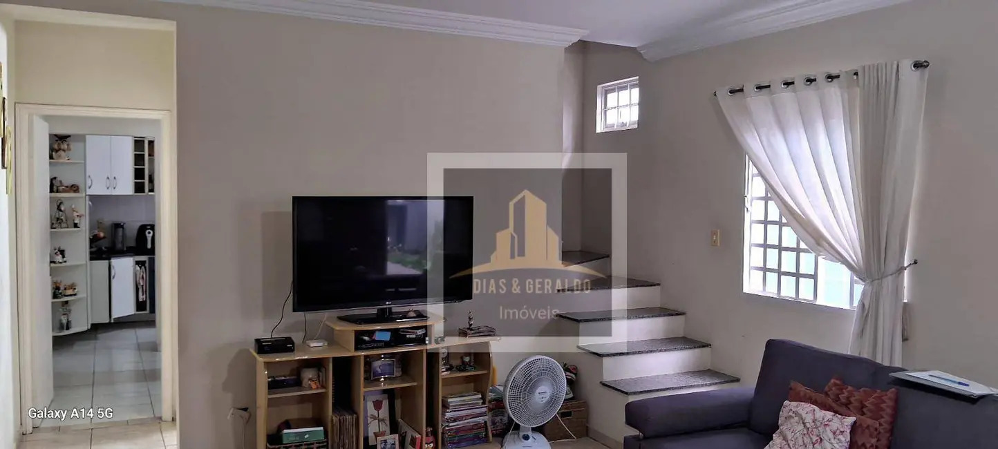 Foto 8 de Sobrado com 3 quartos à venda, 150m2 em Sao Jose Dos Campos - SP