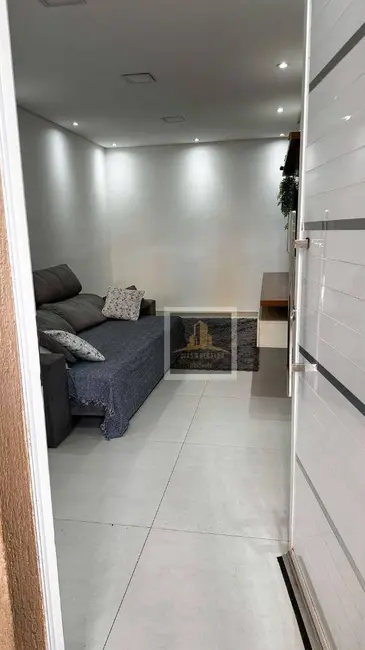 Foto 1 de Casa com 2 quartos à venda, 150m2 em Sao Jose Dos Campos - SP