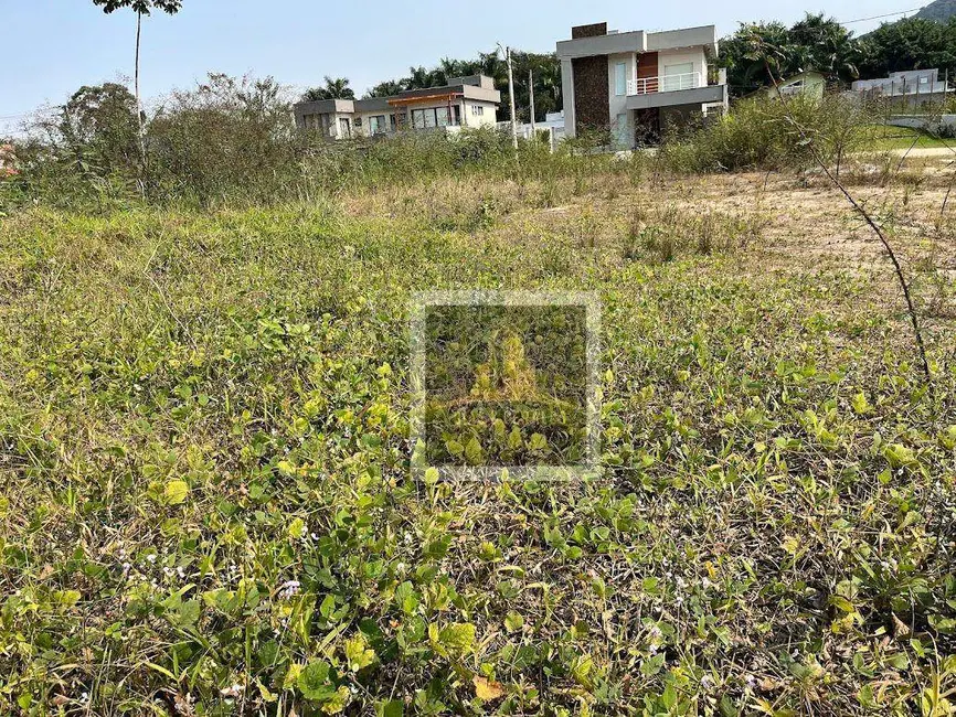 Foto 2 de Terreno / Lote à venda, 387m2 em Massaguaçu, Caraguatatuba - SP