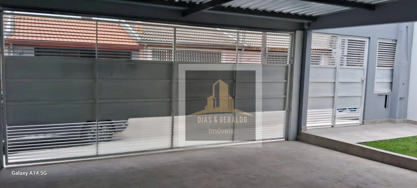 Foto 3 de Casa com 2 quartos à venda, 178m2 em Sao Jose Dos Campos - SP