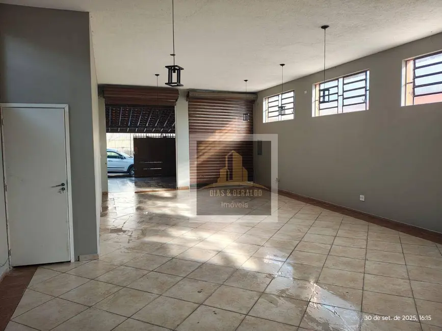 Foto 2 de Loja para alugar, 160m2 em Sao Jose Dos Campos - SP