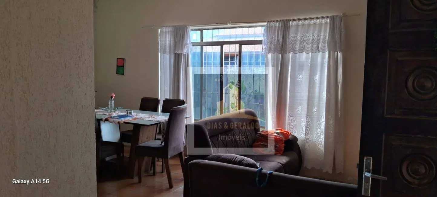 Foto 8 de Casa com 2 quartos à venda, 232m2 em Sao Jose Dos Campos - SP