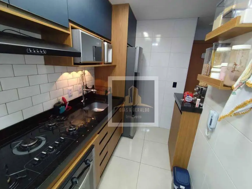 Foto 3 de Apartamento com 2 quartos à venda, 44m2 em Sao Jose Dos Campos - SP