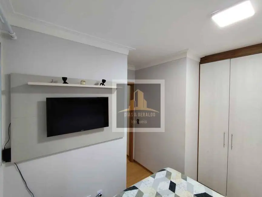 Foto 8 de Apartamento com 2 quartos à venda, 44m2 em Sao Jose Dos Campos - SP