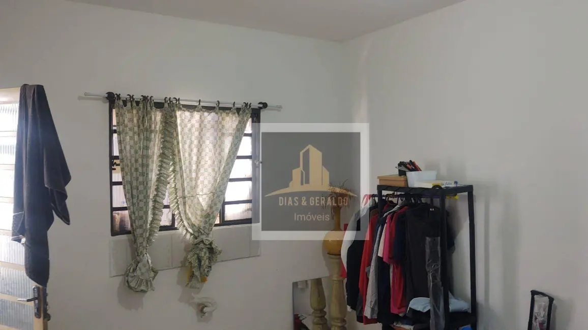 Casa com 3 quartos à venda, 156m2 em Sao Jose Dos Campos - SP - imagem 9 Foto 9 de Casa com 3 quartos à venda, 156m2 em Sao Jose Dos Campos - SP