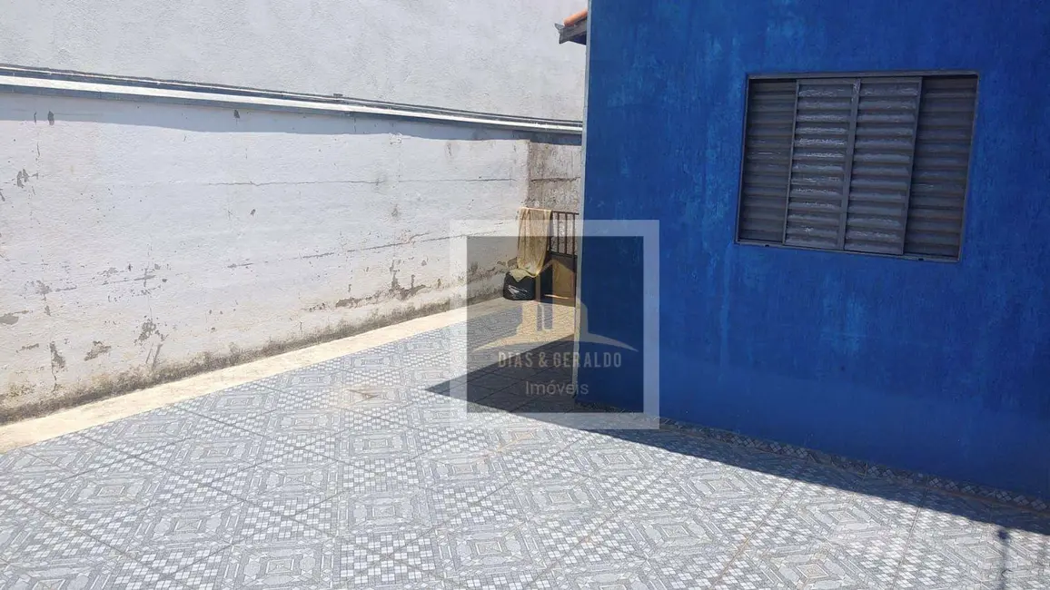 Casa com 3 quartos à venda, 156m2 em Sao Jose Dos Campos - SP - imagem 2 Foto 2 de Casa com 3 quartos à venda, 156m2 em Sao Jose Dos Campos - SP