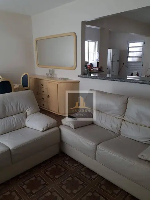 Foto 3 de Casa com 3 quartos à venda, 215m2 em Sao Jose Dos Campos - SP