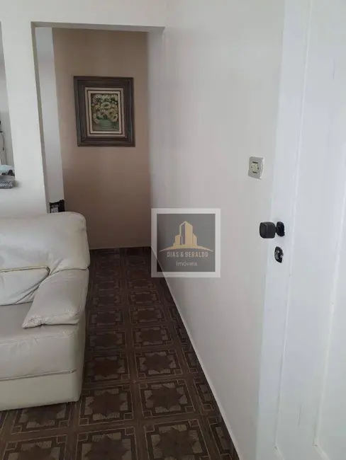 Foto 2 de Casa com 3 quartos à venda, 215m2 em Sao Jose Dos Campos - SP