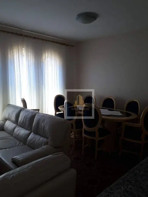 Foto 4 de Casa com 3 quartos à venda, 215m2 em Sao Jose Dos Campos - SP