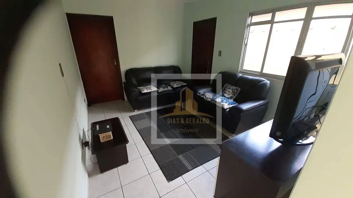 Foto 5 de Casa com 2 quartos à venda, 125m2 em Jardim São Luiz, Jacarei - SP