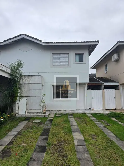 Sobrado com 3 quartos para alugar, 140m2 em Jacarei - SP - imagem 1 Foto 1 de Sobrado com 3 quartos para alugar, 140m2 em Jacarei - SP