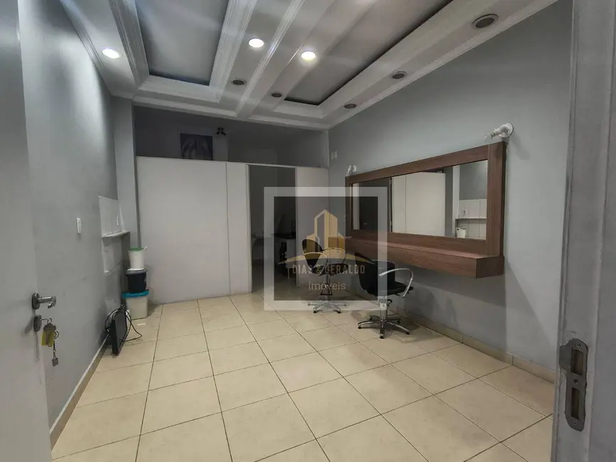 Foto 4 de Kitnet com 1 quarto para alugar, 40m2 em Sao Jose Dos Campos - SP