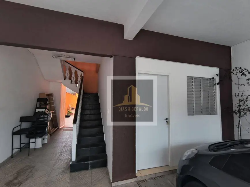 Foto 2 de Kitnet com 1 quarto para alugar, 40m2 em Sao Jose Dos Campos - SP