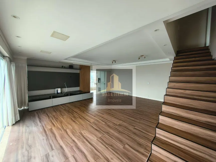 Foto 8 de Cobertura com 3 quartos à venda e para alugar, 170m2 em Sao Jose Dos Campos - SP