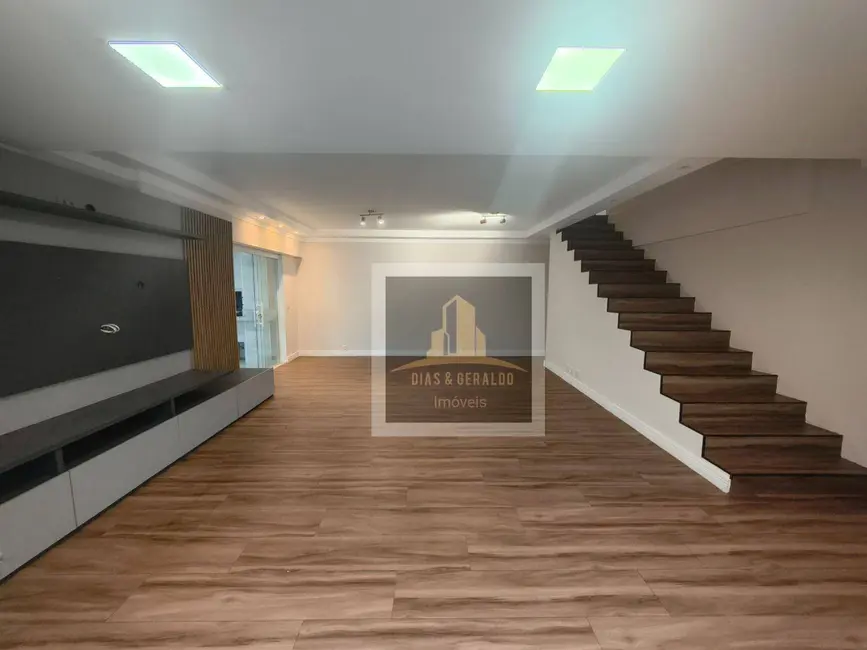 Cobertura com 3 quartos à venda e para alugar, 170m2 em Sao Jose Dos Campos - SP - imagem 9 Foto 9 de Cobertura com 3 quartos à venda e para alugar, 170m2 em Sao Jose Dos Campos - SP