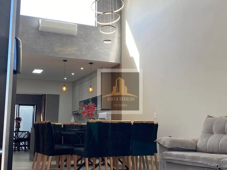 Casa de Condomínio com 3 quartos à venda, 250m2 em Condomínio Vem Viver Jacareí, Jacarei - SP - imagem 3 Foto 3 de Casa de Condomínio com 3 quartos à venda, 250m2 em Condomínio Vem Viver Jacareí, Jacarei - SP