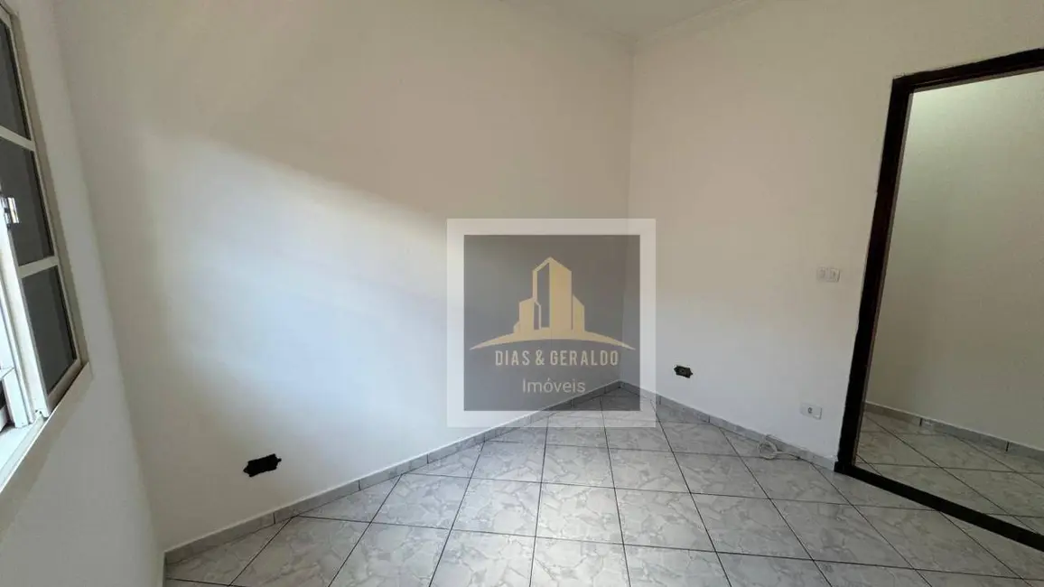 Foto 7 de Casa com 1 quarto para alugar, 42m2 em Sao Jose Dos Campos - SP