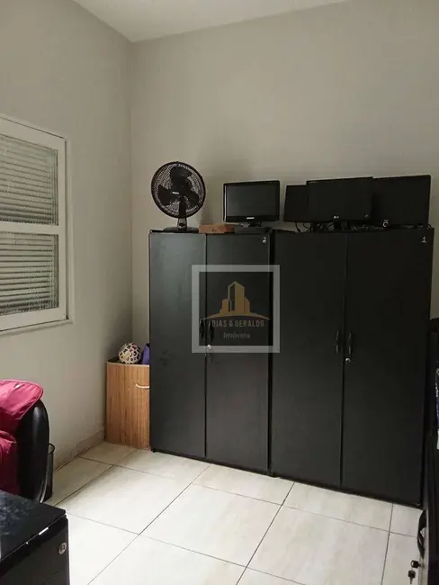 Foto 9 de Casa com 4 quartos à venda, 350m2 em Sao Jose Dos Campos - SP