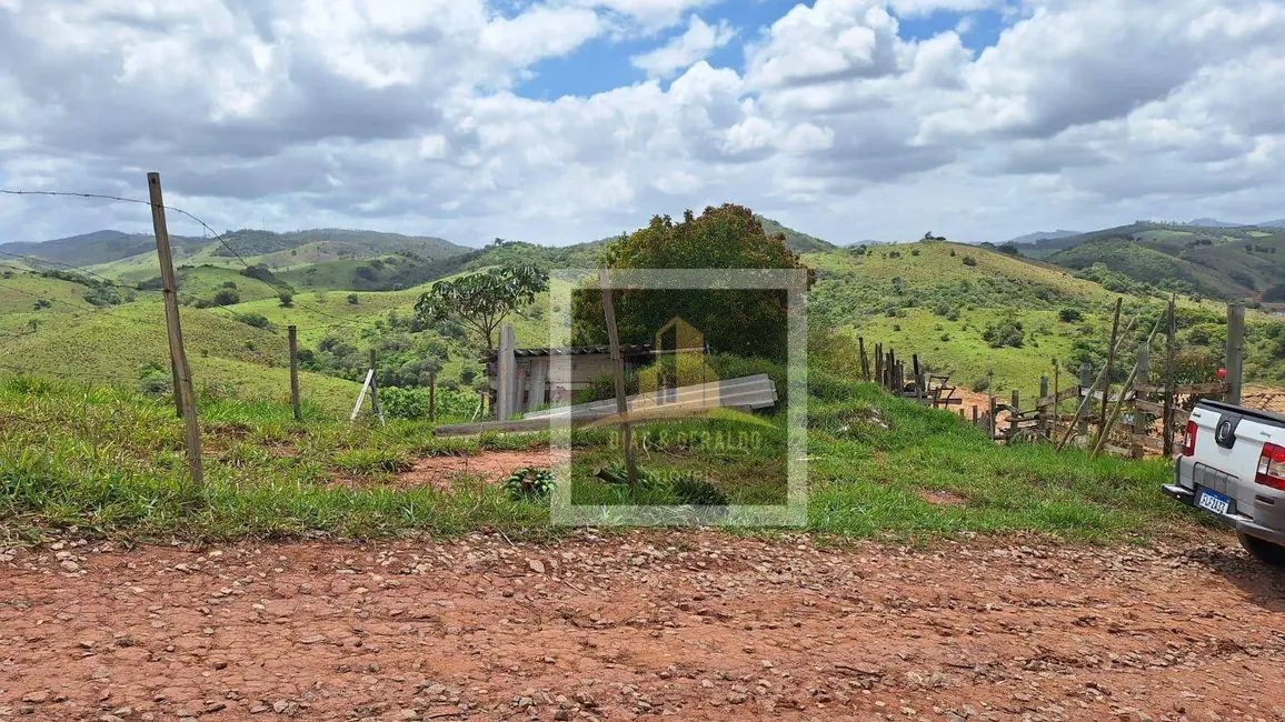 Foto 1 de Terreno / Lote à venda, 2600m2 em Centro, Jambeiro - SP