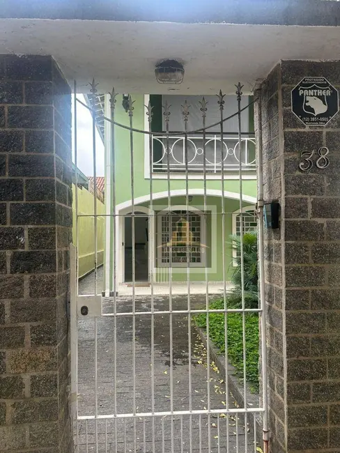 Foto 3 de Sobrado com 3 quartos para alugar, 245m2 em Sao Jose Dos Campos - SP