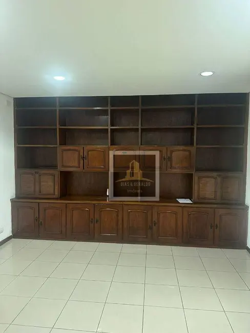 Foto 8 de Sobrado com 3 quartos para alugar, 245m2 em Sao Jose Dos Campos - SP