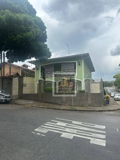 Foto 1 de Sobrado com 3 quartos para alugar, 245m2 em Sao Jose Dos Campos - SP