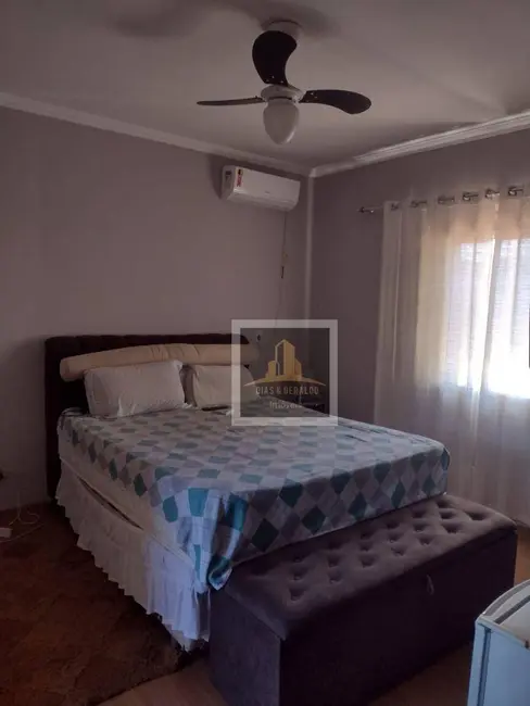 Foto 9 de Sobrado com 3 quartos à venda, 125m2 em Sao Jose Dos Campos - SP