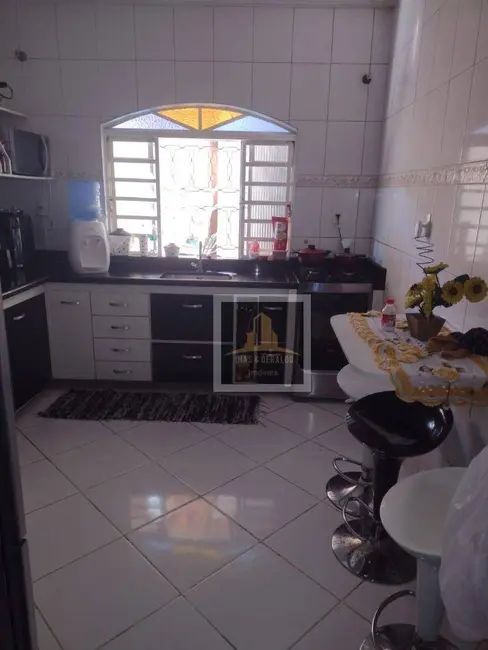 Foto 5 de Sobrado com 3 quartos à venda, 125m2 em Sao Jose Dos Campos - SP